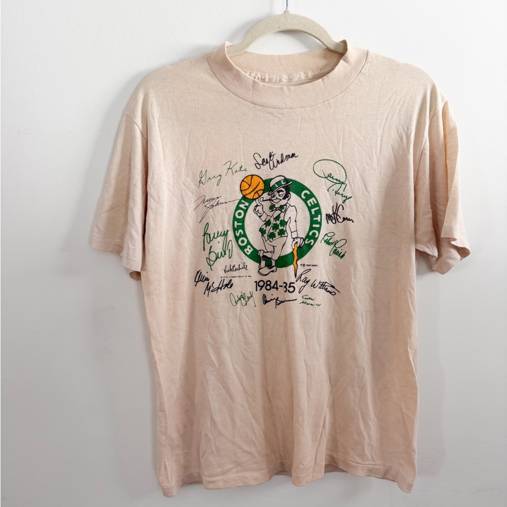 Vintage Boston Celtics 1984-85 Team Graphic T-Shirt Medium